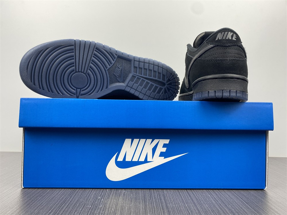 undefeated nike dunk low black do9329-001