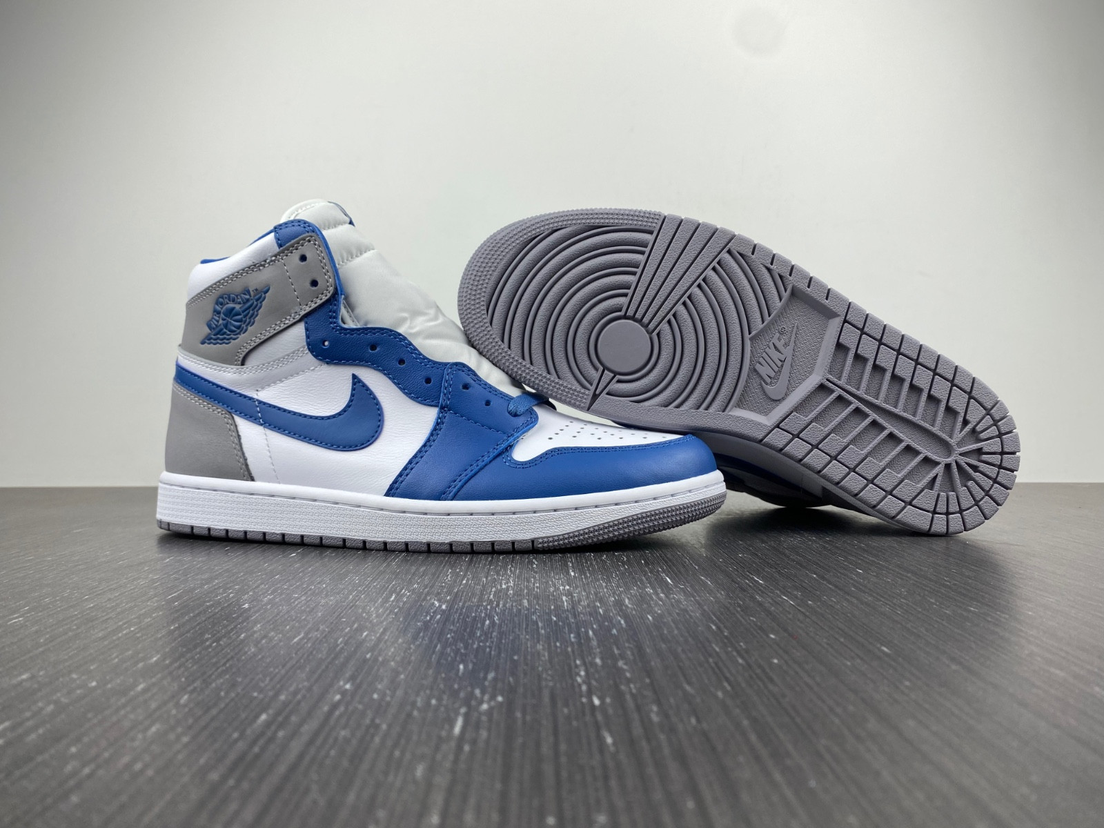 air jordan 1 high og true blue dz5485-410