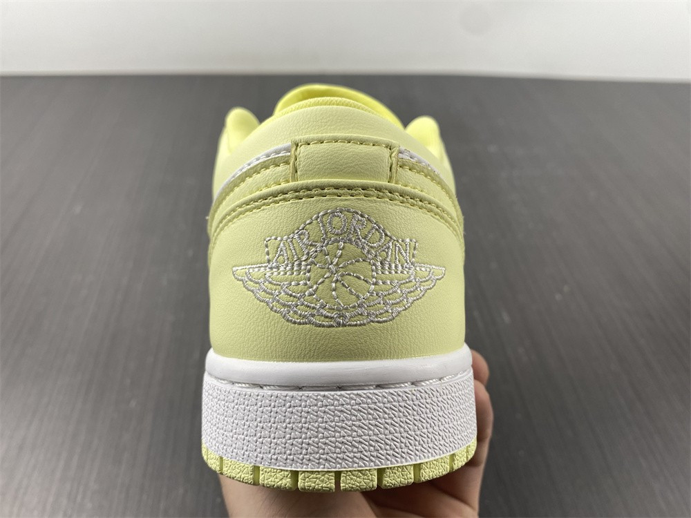 jordan 1 low lemonade (w) - dc0774-007