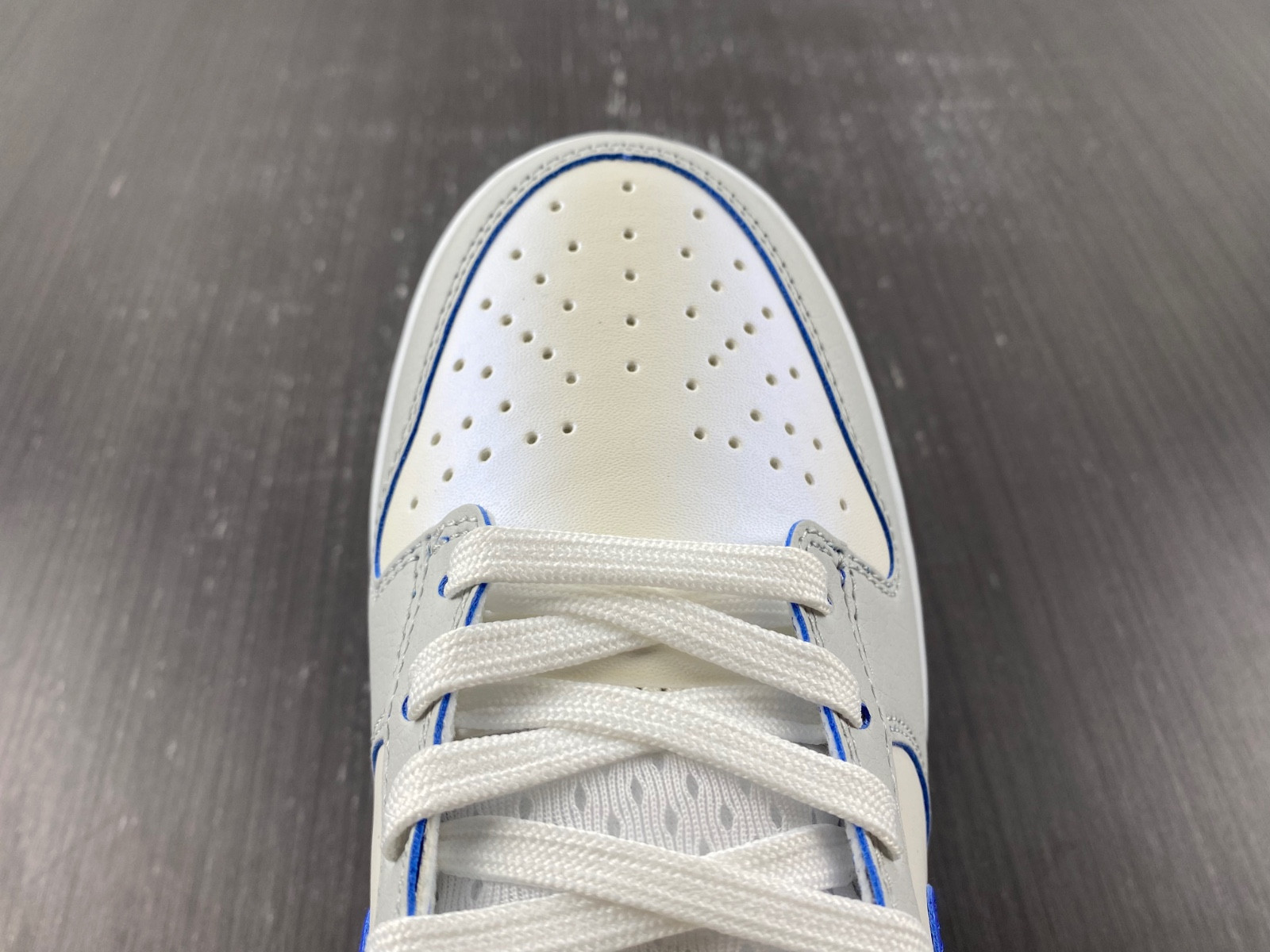 nike sb dunk low fb1841-110