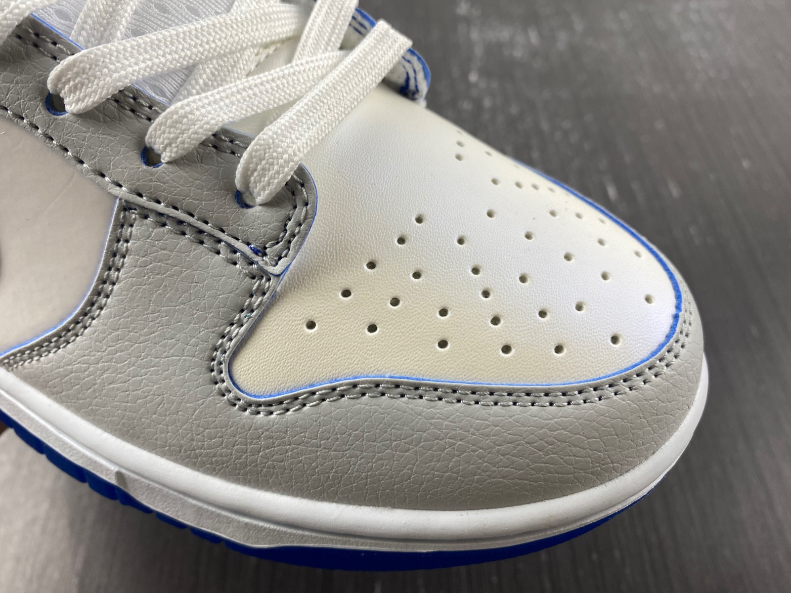 nike sb dunk low fb1841-110