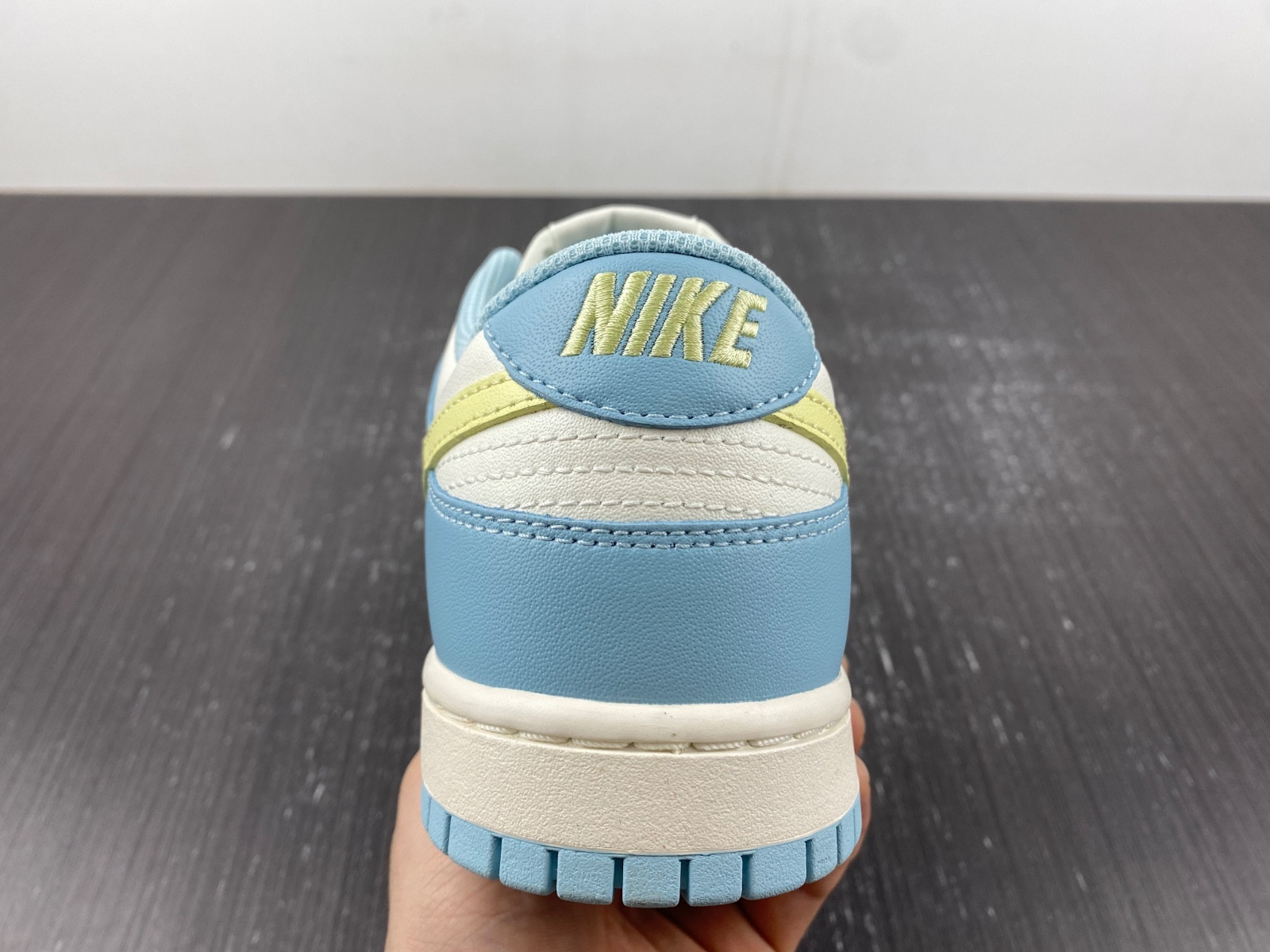 nike dunk low ocean bliss citron tint (women