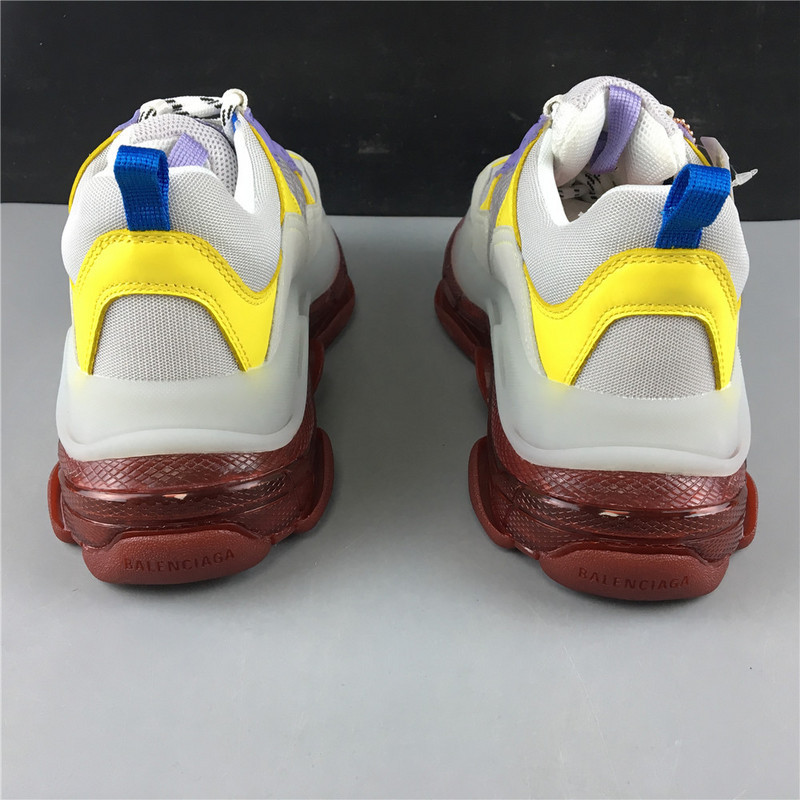 Ba*len*cia*ga triple s