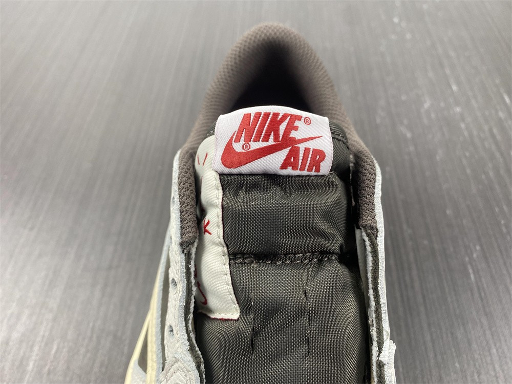 travis scott x air jordan 1 low og 