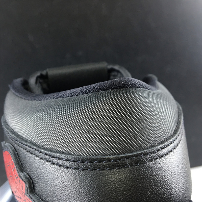 jordan 1 retro high black gym red black 555088-060