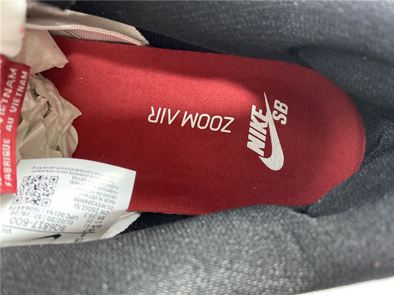 nike dunk sb low “chicago” bq6817-600