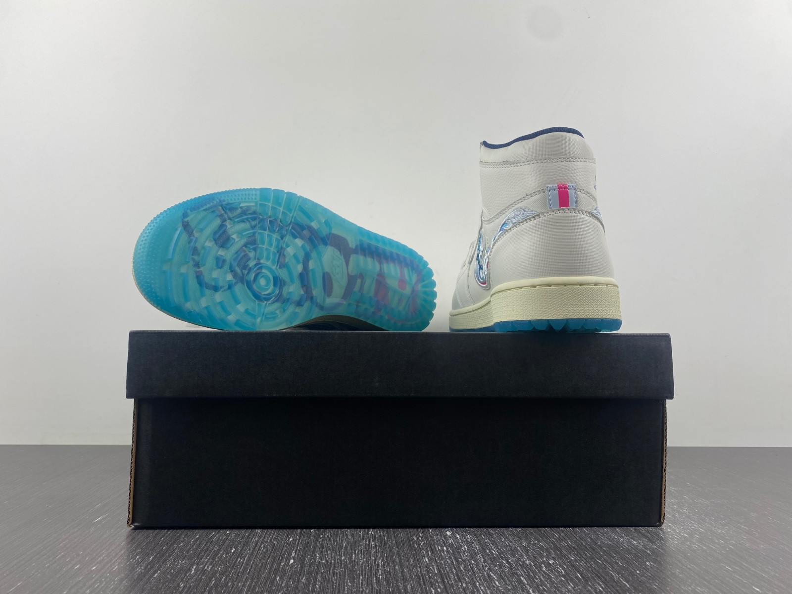 michelle wie west x air jordan 1 high golf pebble beach fv3565-100