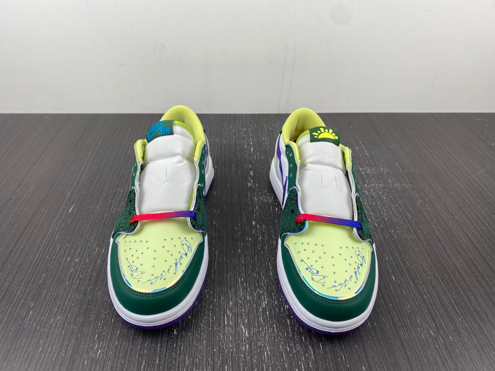 jordan 1 retro low og doernbecher (2023) - fd9665-351