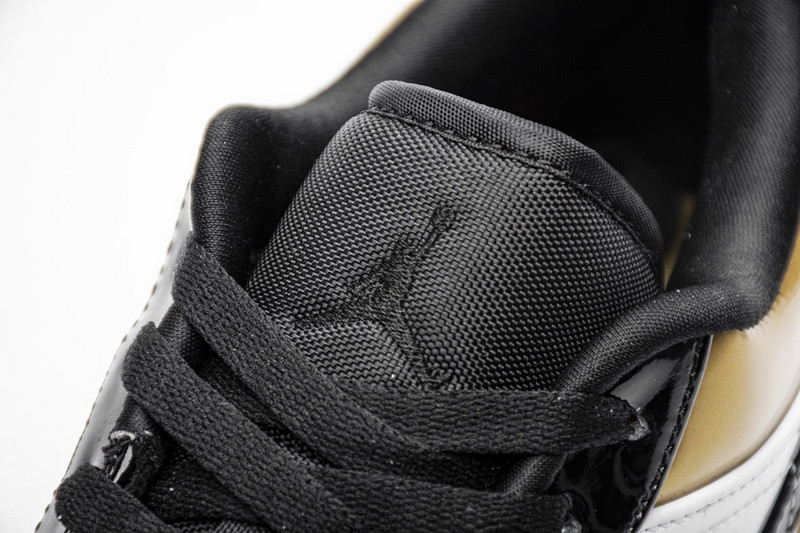 jordan 1 low gold toe cq9447-700