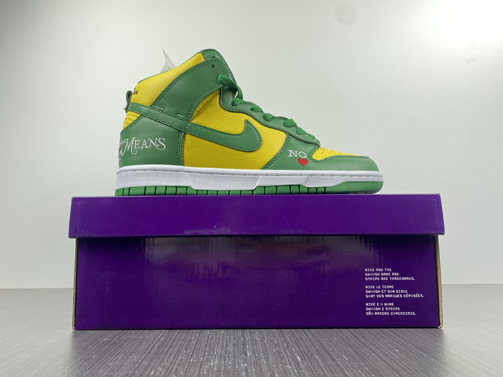 nike sb dunk high S*p*e by any means brazil dn3741-700