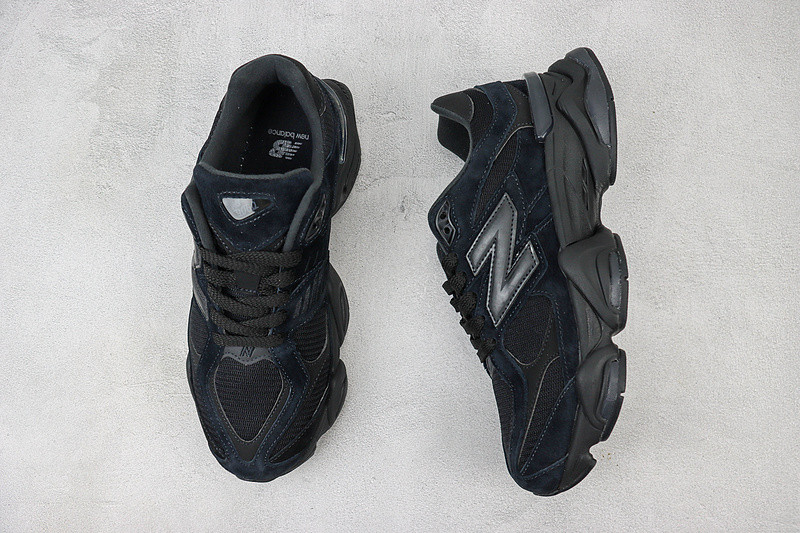 new Ba1an*e 9060 triple black men