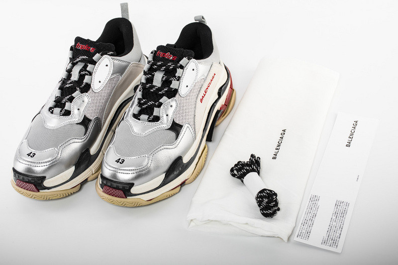 Ba*len*cia*ga triple s grey/sliver/black
