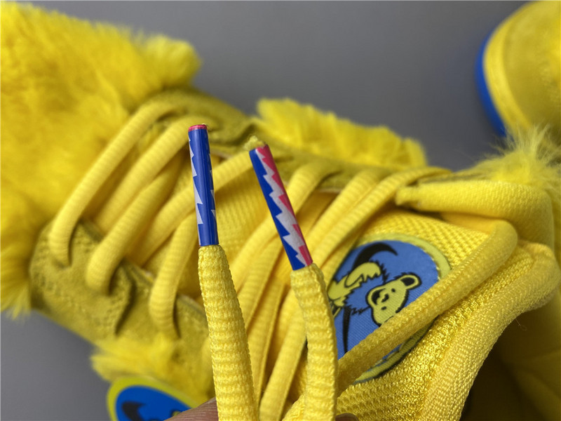 grateful dead x nike sb dunk low“ yellow bear” cj5378-700