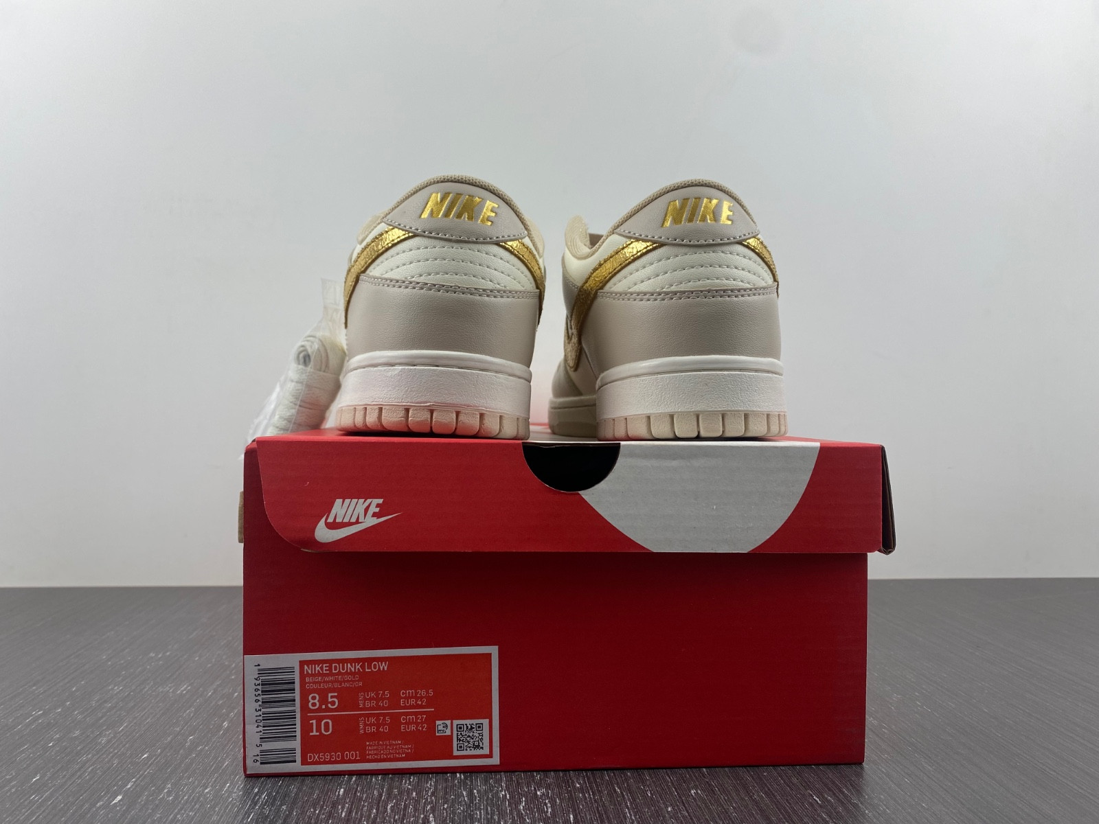 nike dunk low phanT0m metallic gold (women