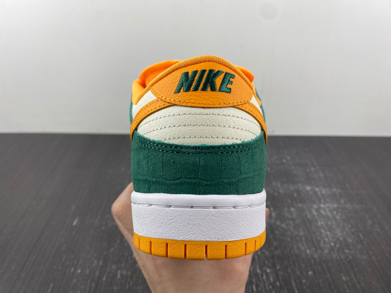 nike sb dunk low legion pine kumquat men