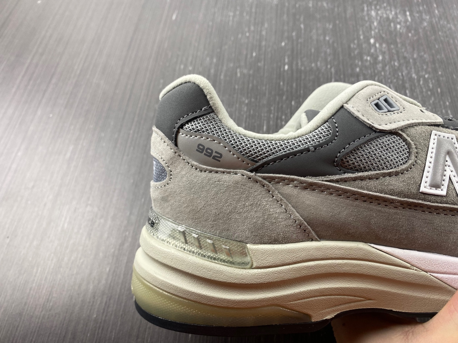 new Ba1an*e 992 grey - m992gr