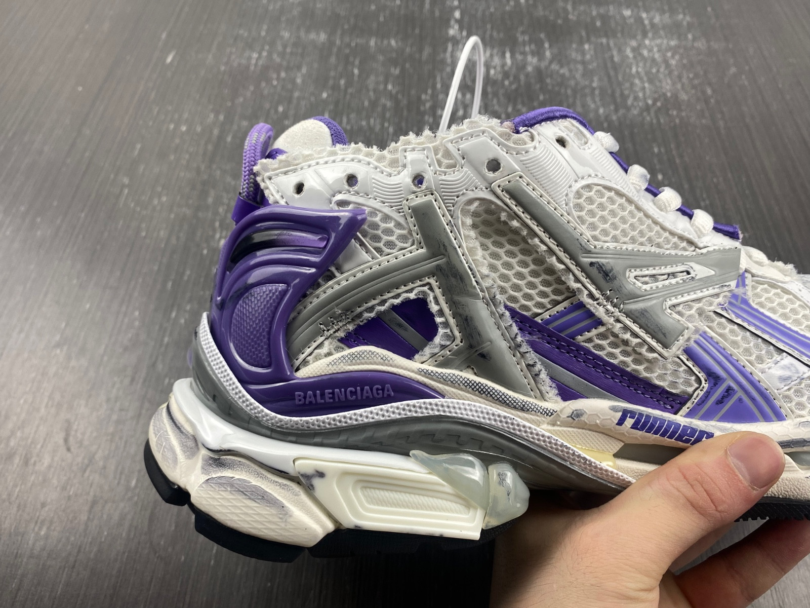 Ba*len*cia*ga runner sneaker