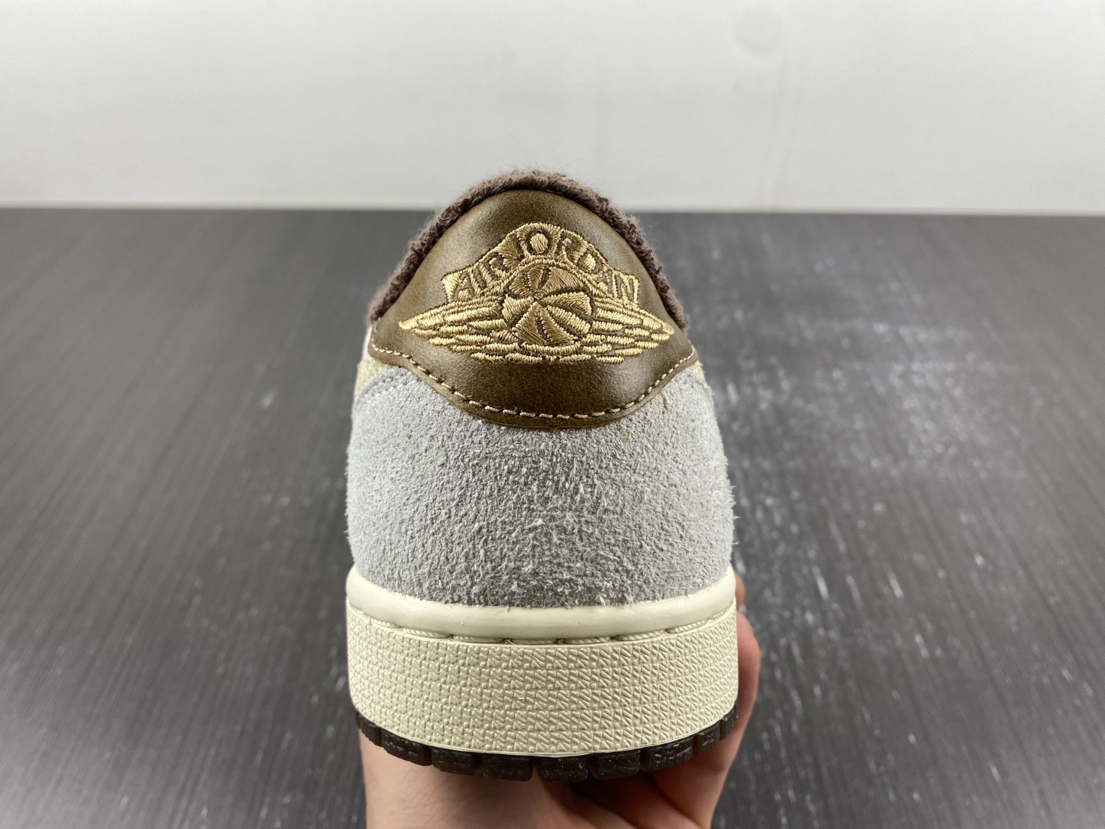 jordan 1 retro low og year of the rabbit dv1312-200