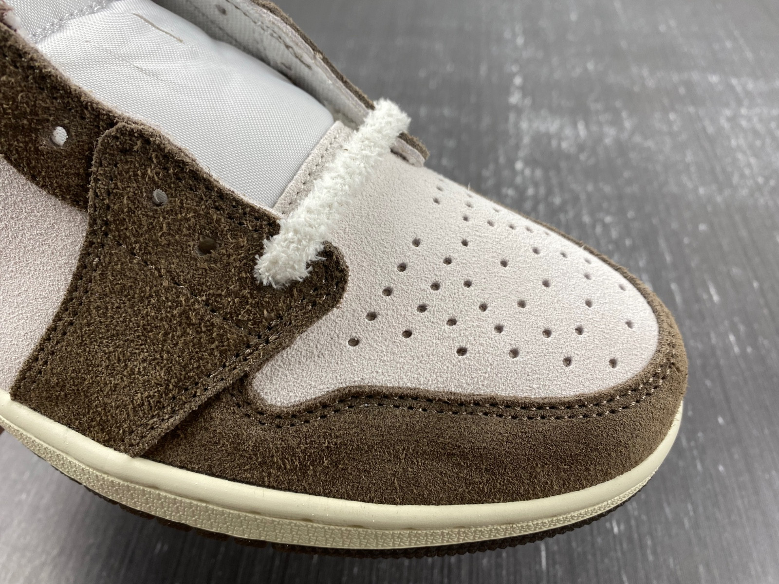 jordan 1 retro low og year of the rabbit dv1312-200