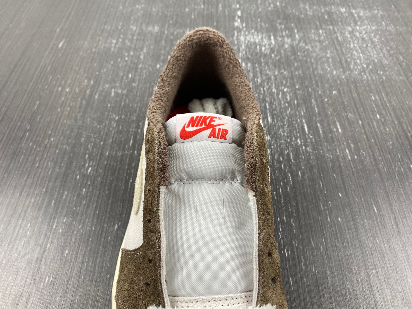 jordan 1 retro low og year of the rabbit dv1312-200