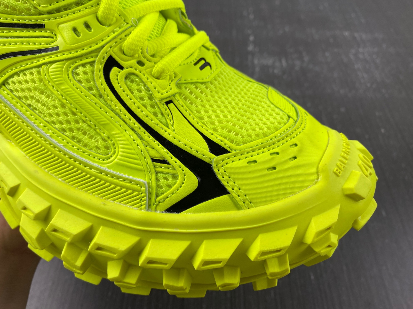 Ba*len*cia*ga defender sneaker