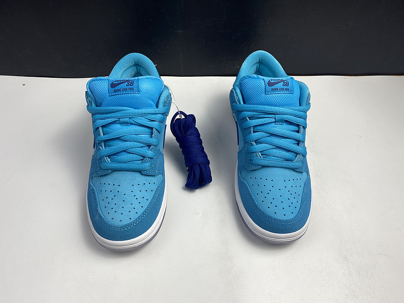 nike dunksb low “blue fury” bq6817-400
