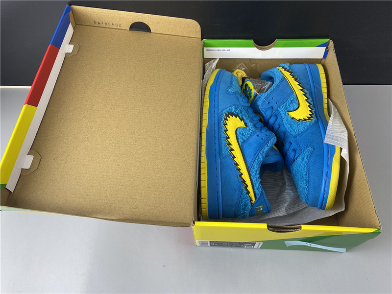 grateful dead x nike sb dunk low cj5378 800