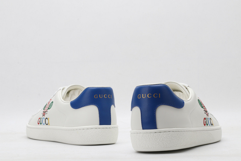 G*u*i low-top sneaker