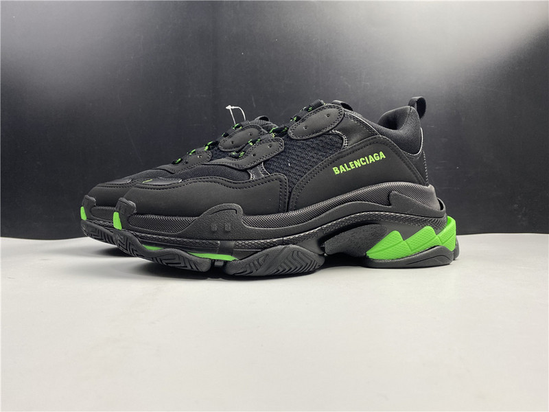 Ba*len*cia*ga triple s black green