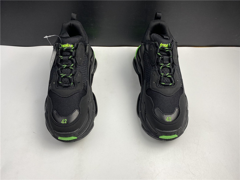 Ba*len*cia*ga triple s black green