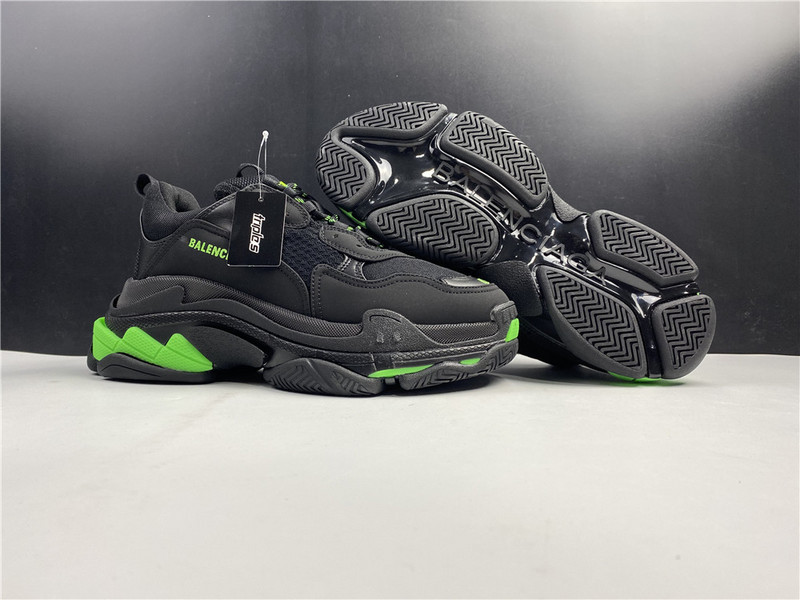 Ba*len*cia*ga triple s black green