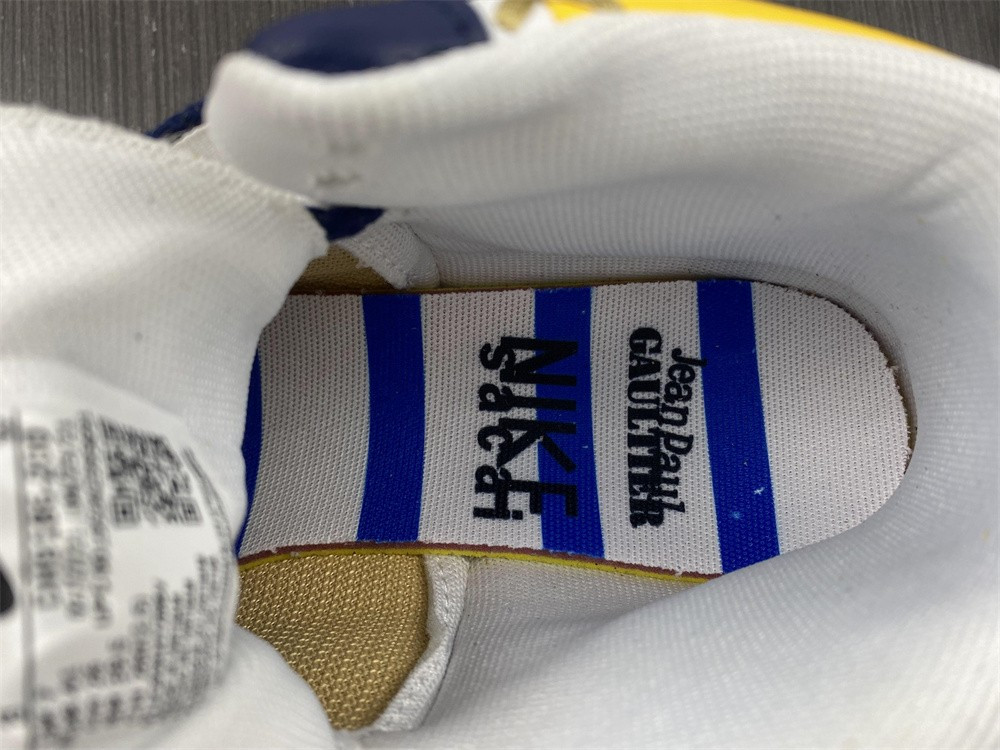 nike vaporwaffle sacai jean paul gaultier sesame blue dh9186-200