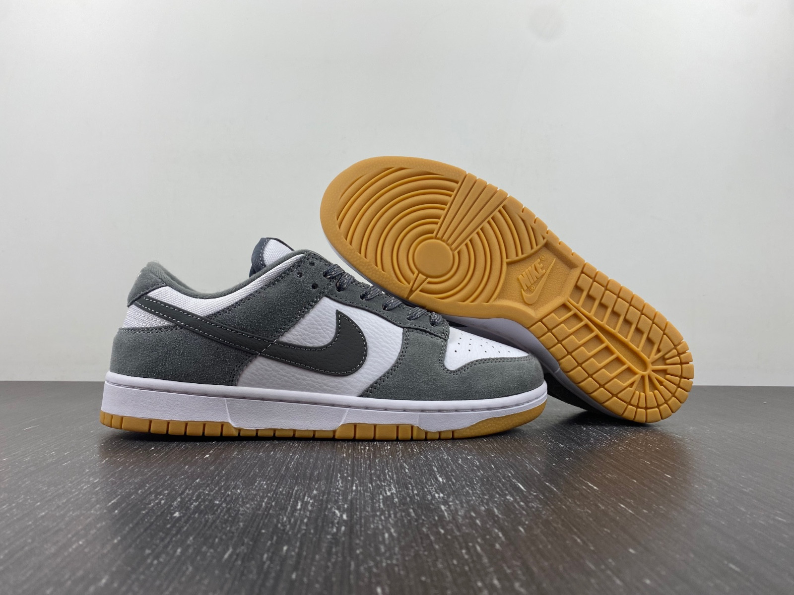 nike dunk low smoke grey fv0389-100