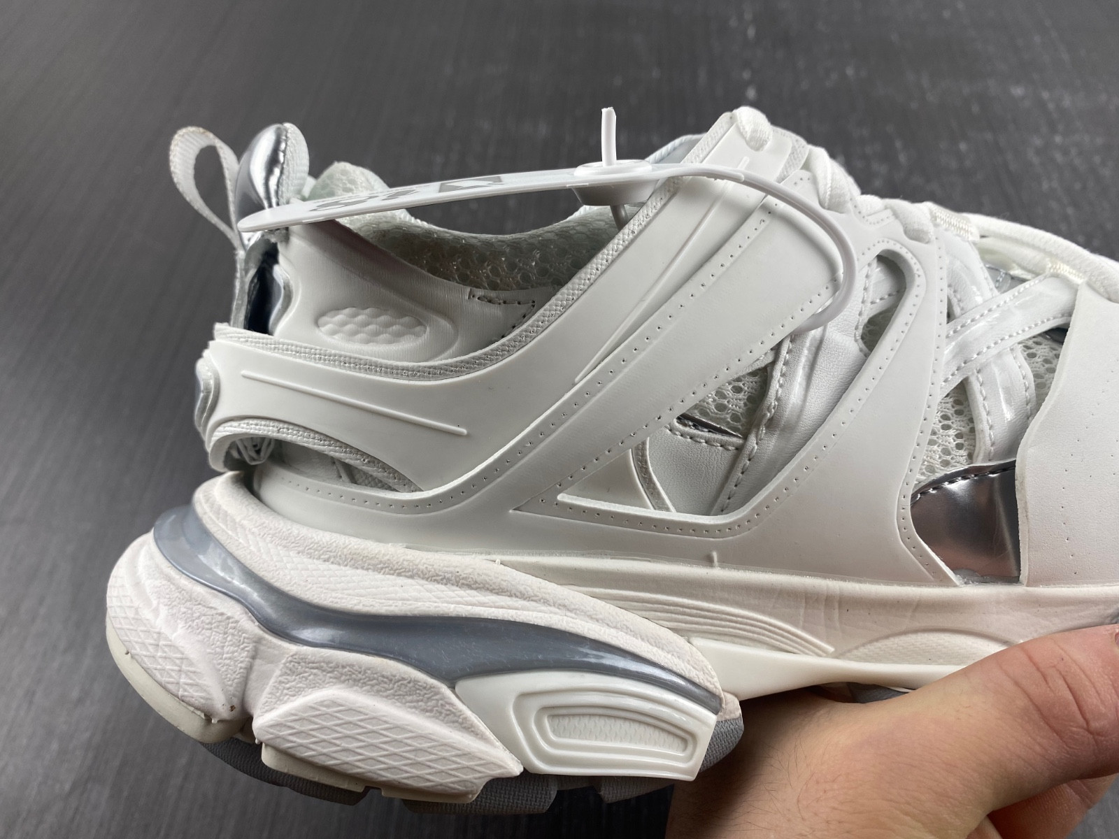 Ba*len*cia*ga track sneaker