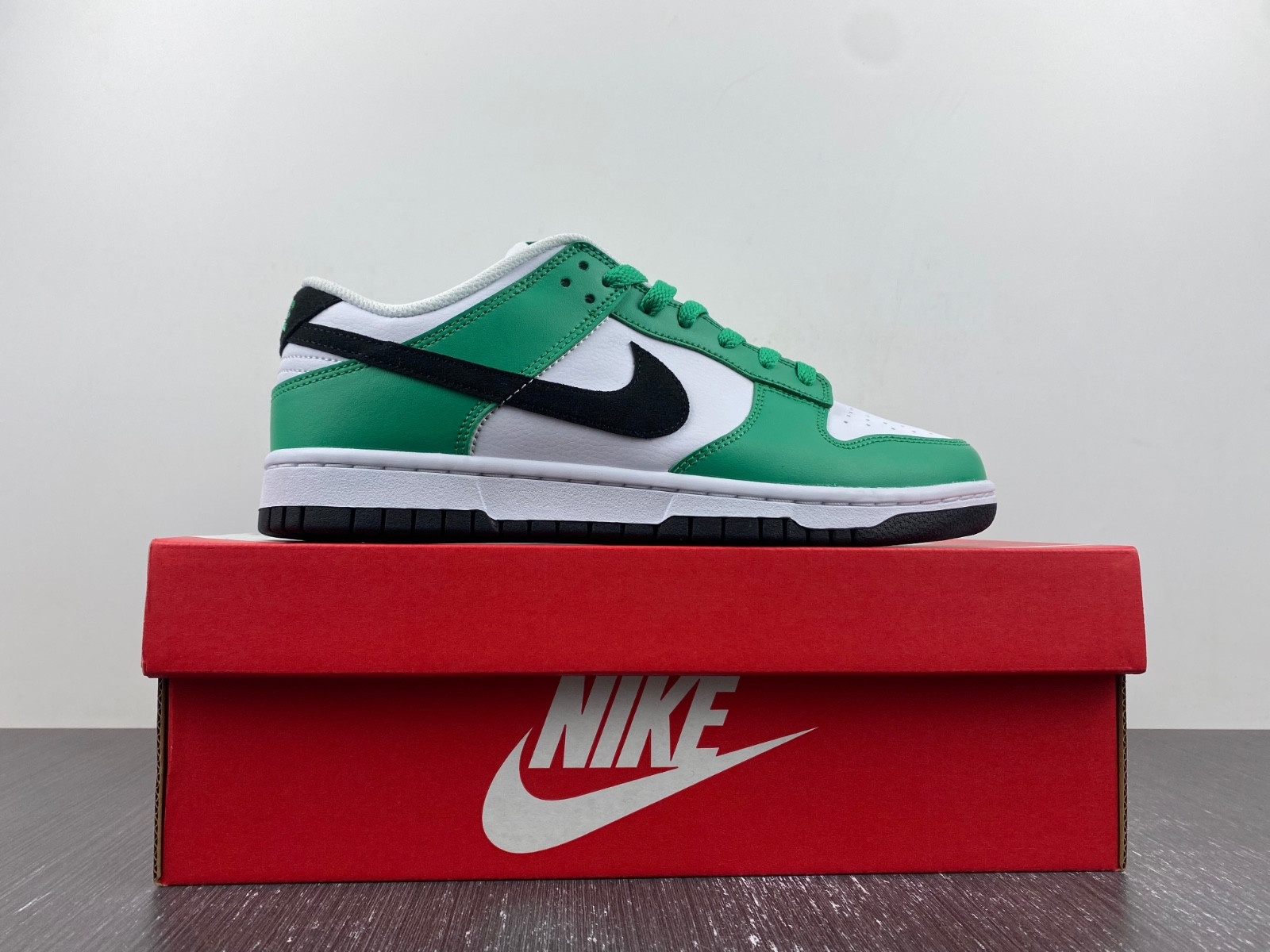 nike dunk low celtics - fn3612-300