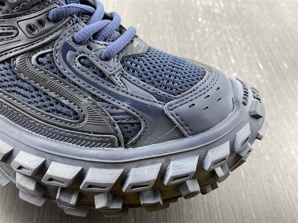 Ba*len*cia*ga defender sneaker