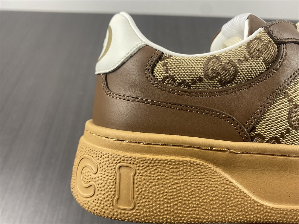 gc low-top sneaker gc18