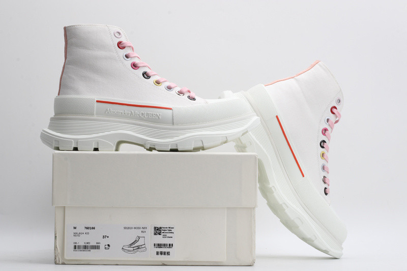 alex mcq tread slick boot in white with red line
