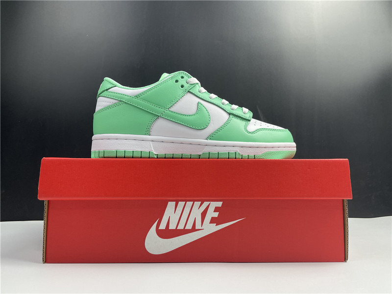 wmns dunk low 