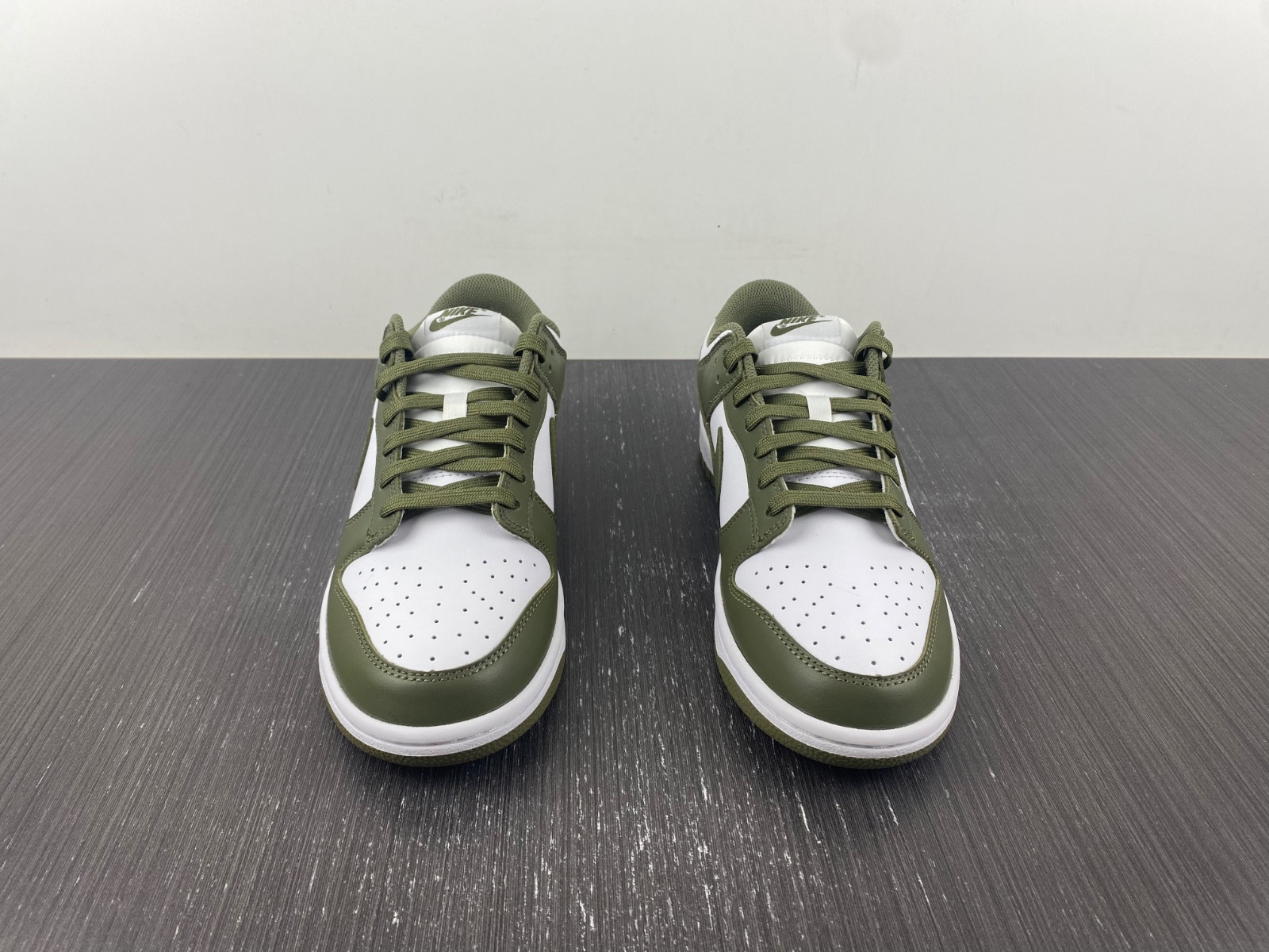 nike dunk low medium olive (w) - dd1503-120