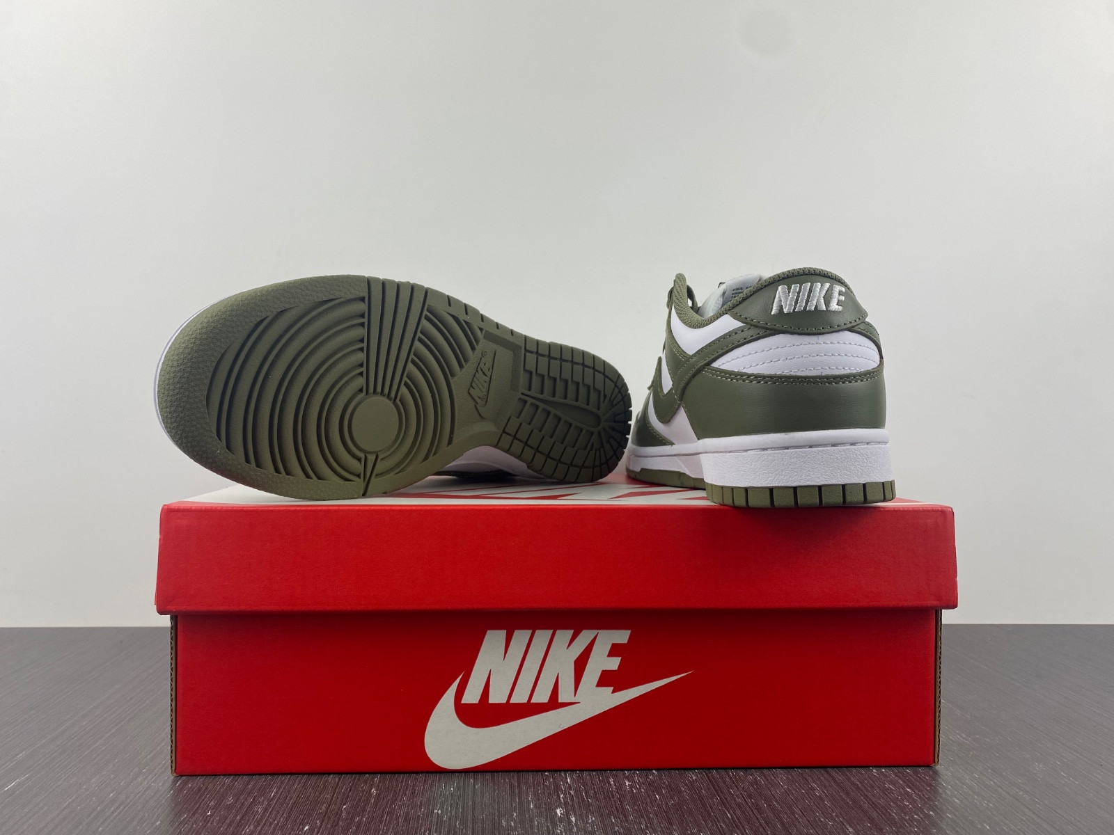 nike dunk low medium olive (w) - dd1503-120
