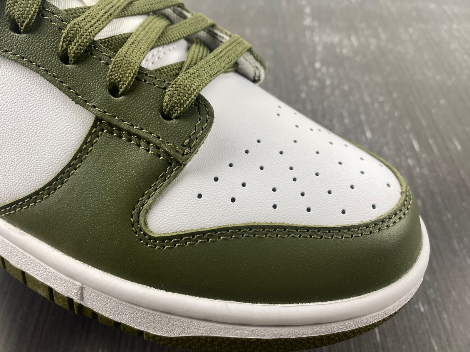 nike dunk low medium olive (w) - dd1503-120