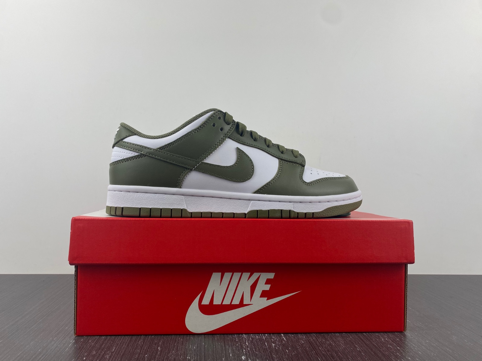 nike dunk low medium olive (w) - dd1503-120