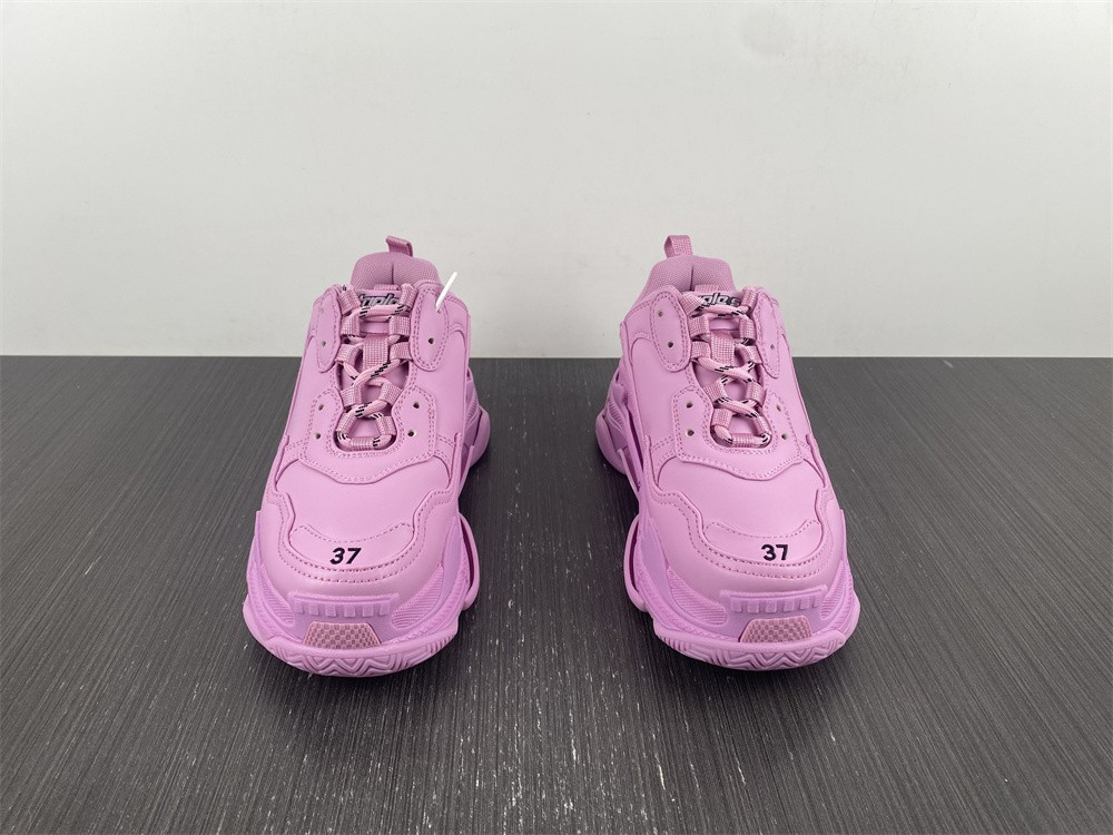 Ba*len*cia*ga triple s