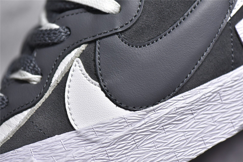 sacai nike blazer low dark grey dd1877-002