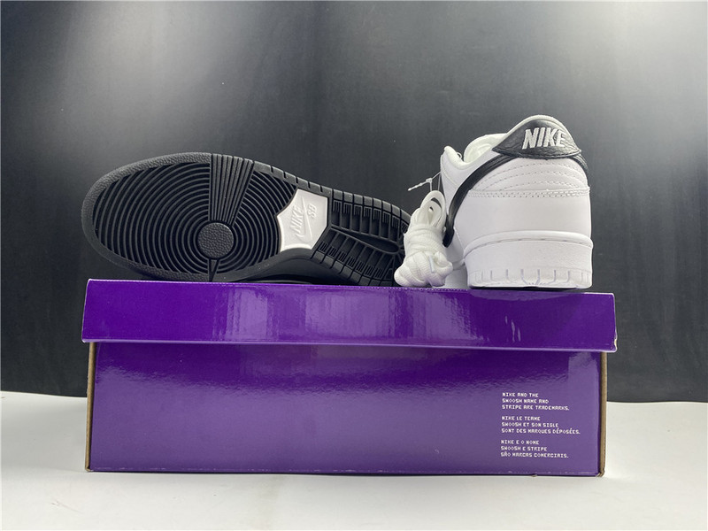 nike dunk sb low “yin yang” 313170-023