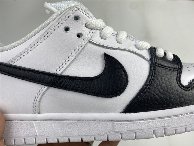 nike dunk sb low “yin yang” 313170-023
