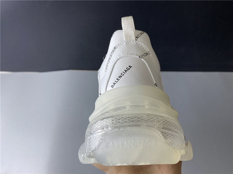 Ba*len*cia*ga triple s