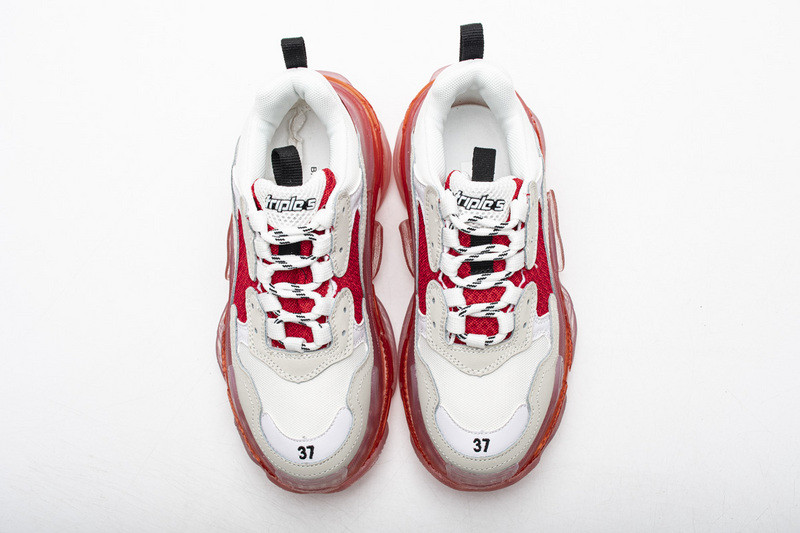 Ba*len*cia*ga triple s