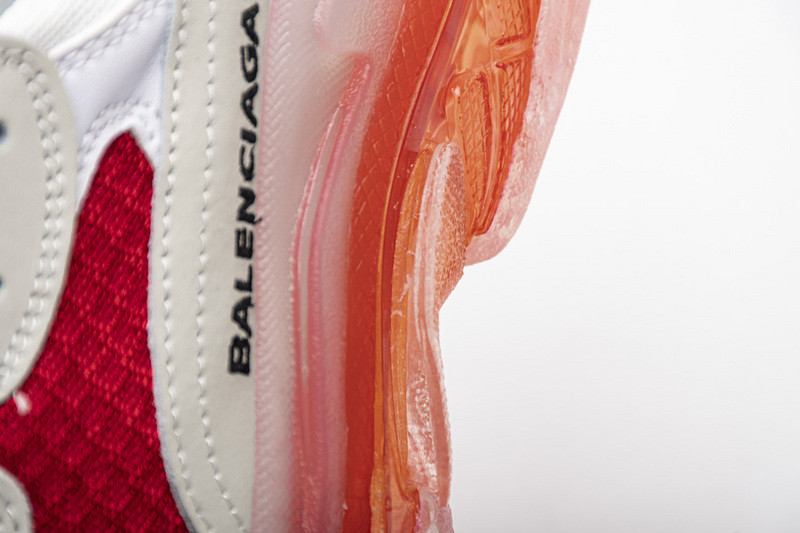 Ba*len*cia*ga triple s